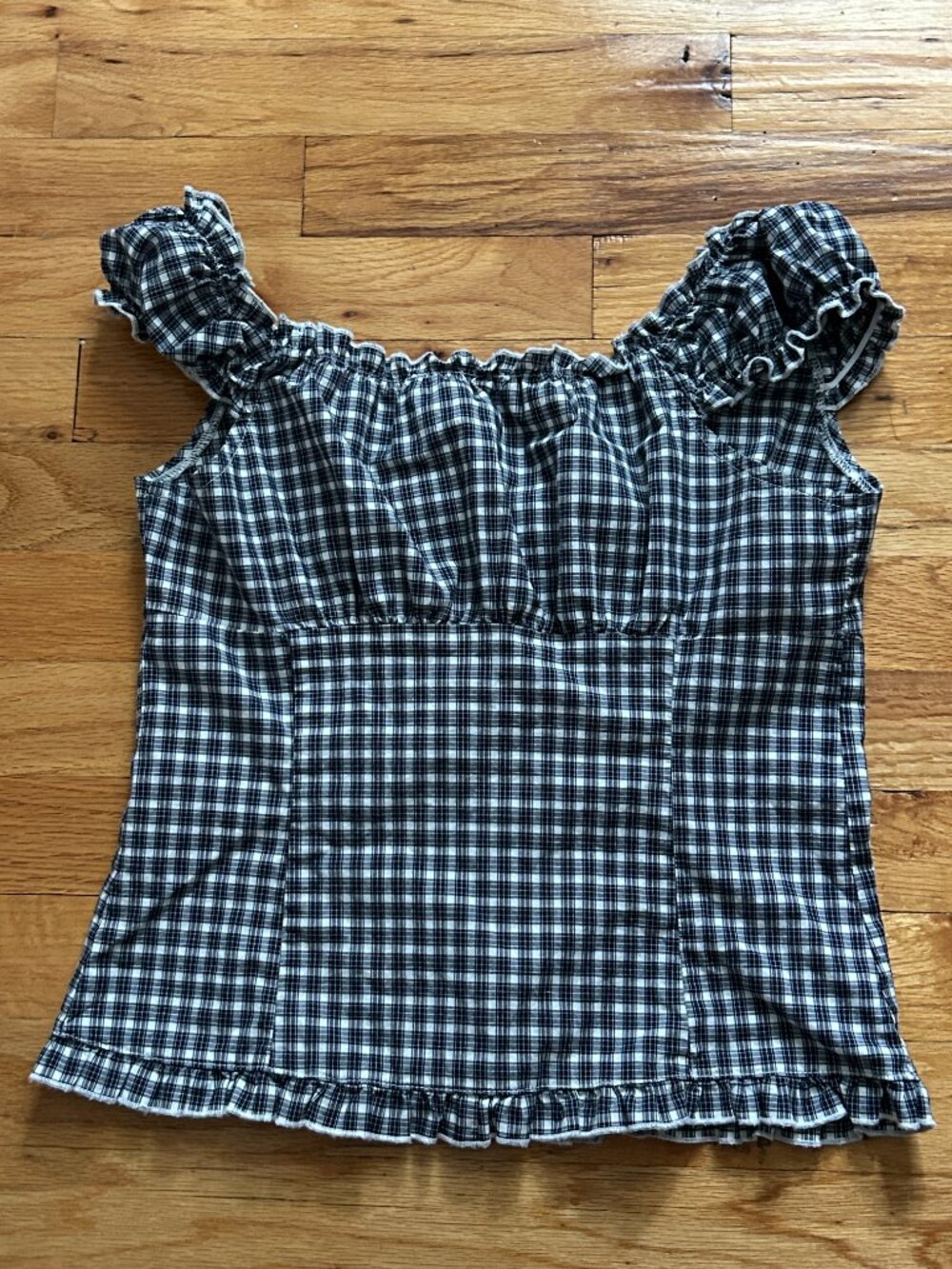 Brandy Melville Dark Blue Gingham Top Women's Ruffled Sleeves Neckline Button-Up - Picture 2 of 11